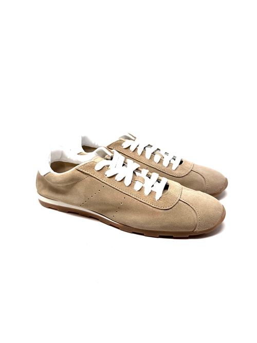 Sneaker donna in camoscio IL LACCIO | MUSLYCAMOSCIOSABBIA